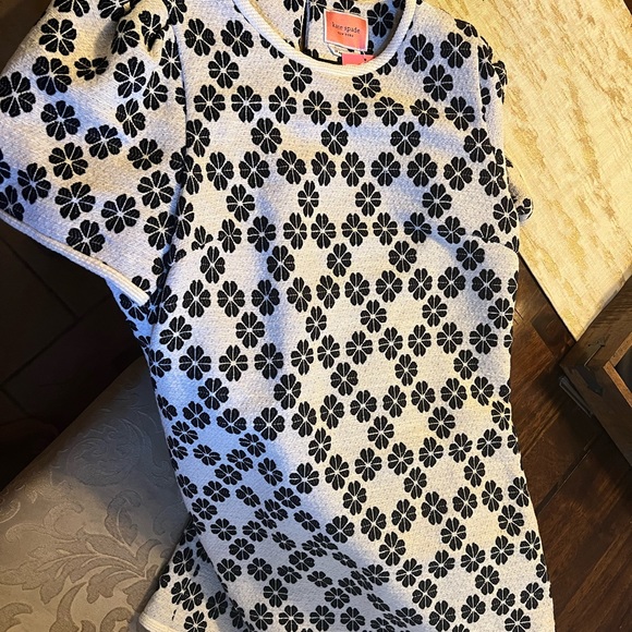 KATE SPADE DRESS - Picture 2 of 5